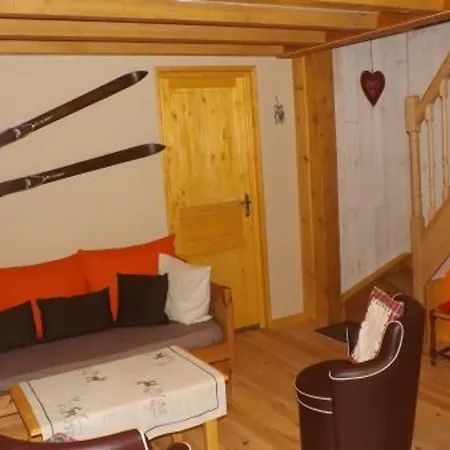 לינה וארוחת בוקר Familiale 4 Pers, 2eme Etage, Repas Traditionnels, Terrasse, Parking Hiver - Fr-1-589-565 Rochesson